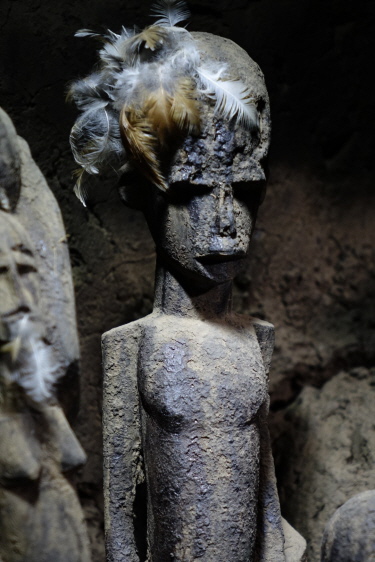 Alte Figur von Toude bei Wihano am 04.04.2018 Alte Figur von Toude bei Wihano am 04.04.2018